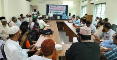 শাজাহানপুরে টাইফয়েড টিকাদান ক্যাম্পেইনের ওরিয়েন্টেশন সভা 